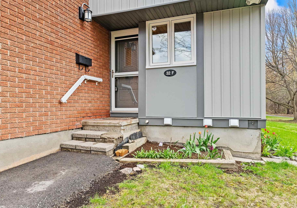 32-f-benlea-drive-ottawa-ontario-x13085378