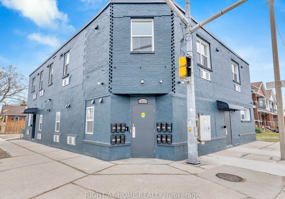 1804-drouillard-road-windsor-ontario-x13085390