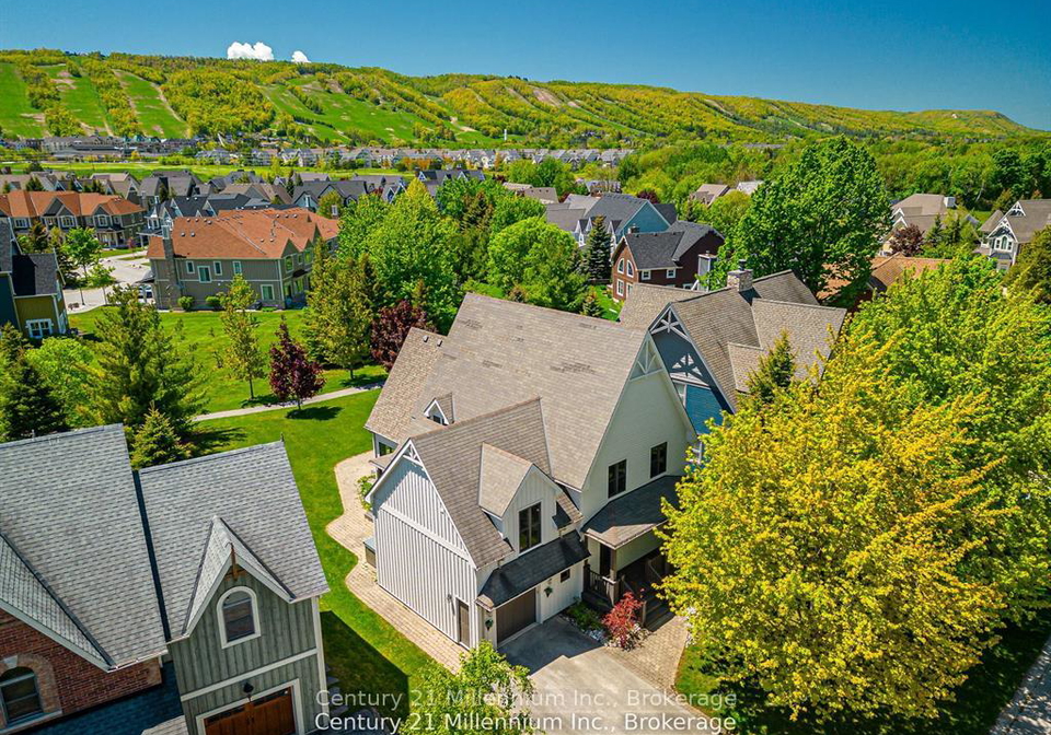 159-snowbridge-way-blue-mountains-ontario-x13085496