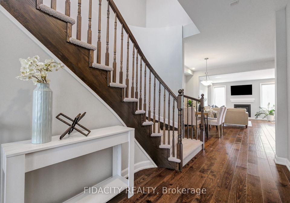 20-allan-moore-place-ottawa-ontario-x13085634