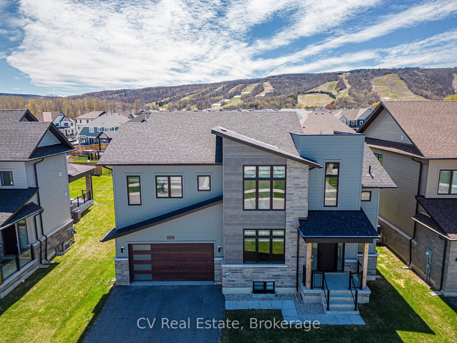 111-stoneleigh-drive-blue-mountains-ontario-x13085676
