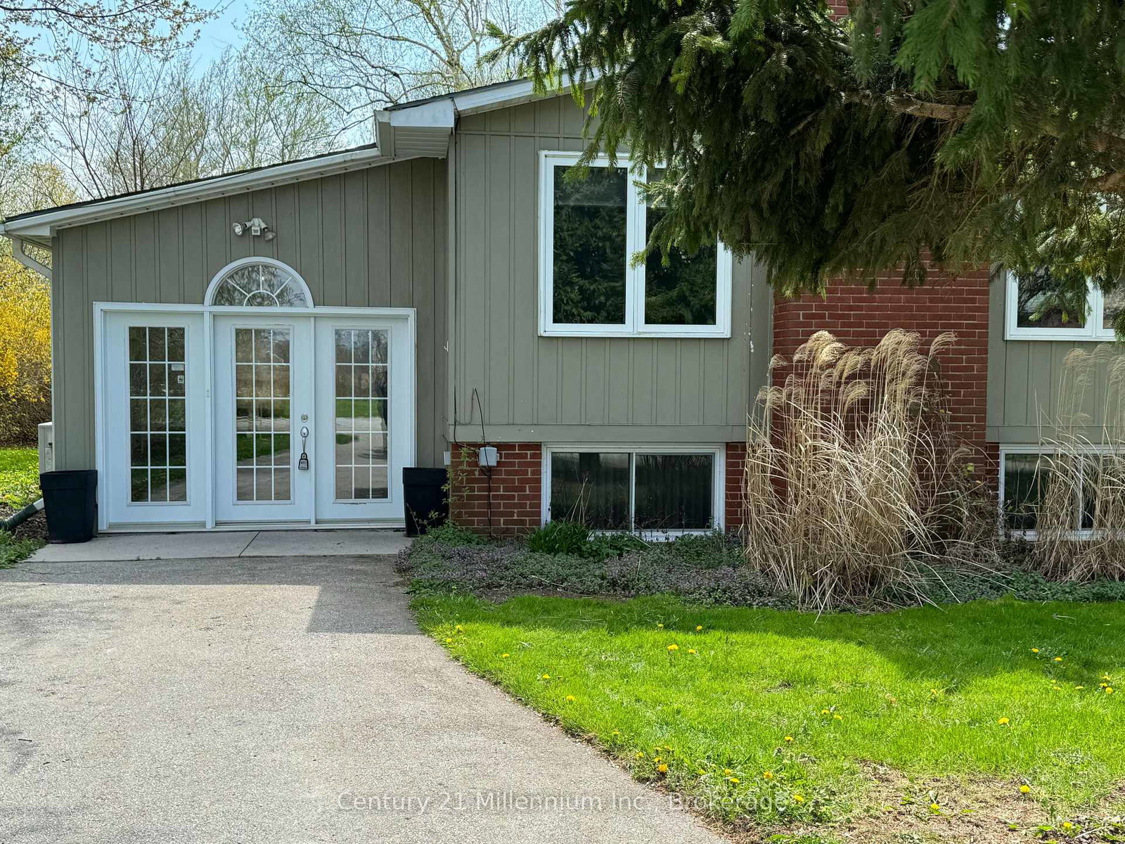 72234-lakeshore-drive-bluewater-ontario-x13085686