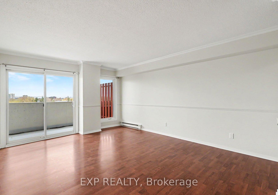 158c-mcarthur-avenue-ottawa-ontario-x13085720