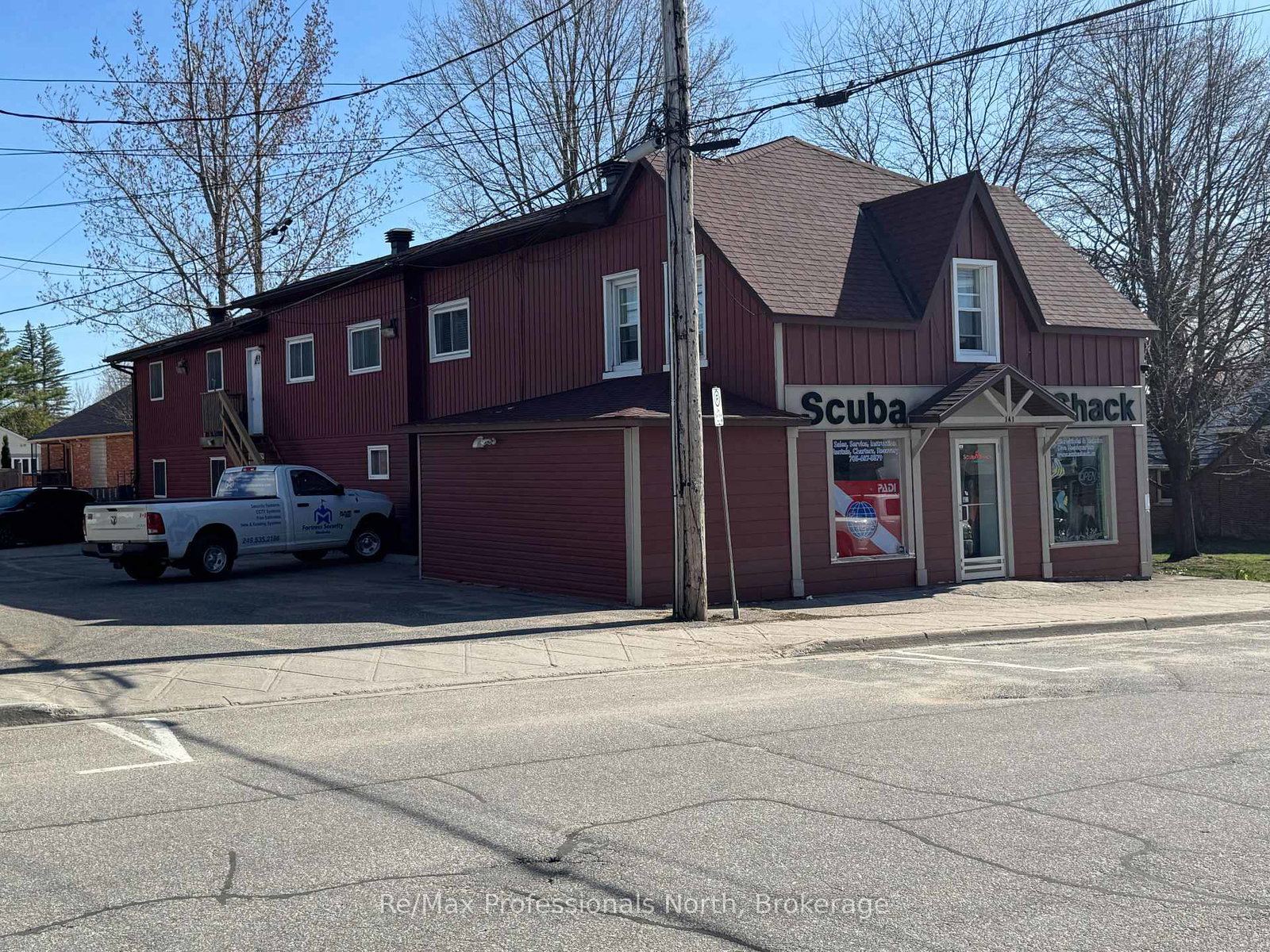 141-hotchkiss-street-gravenhurst-ontario-x13085912