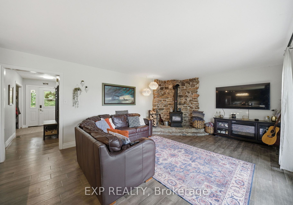 6892-boundary-road-ottawa-ontario-x13085978