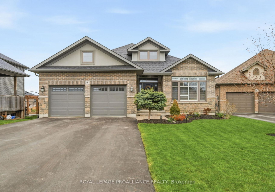 18-trinity-court-belleville-ontario-x13086140
