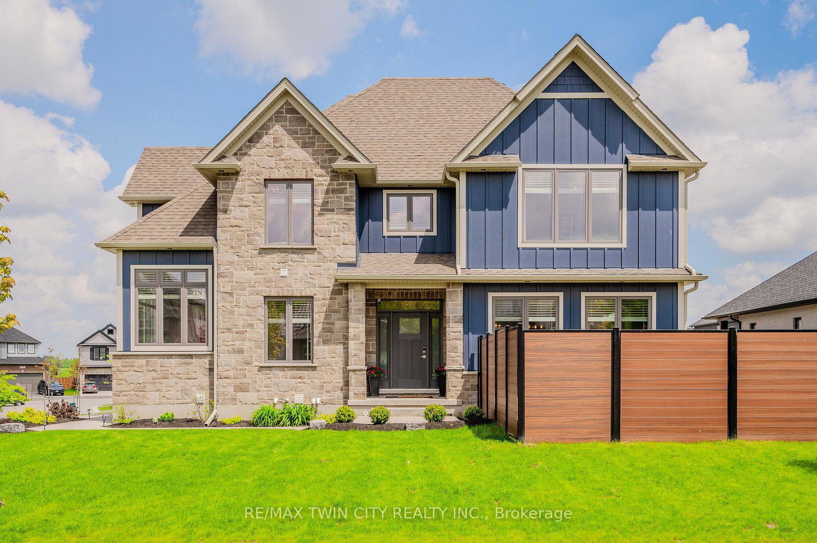 11-galena-street-wellesley-ontario-x13086316