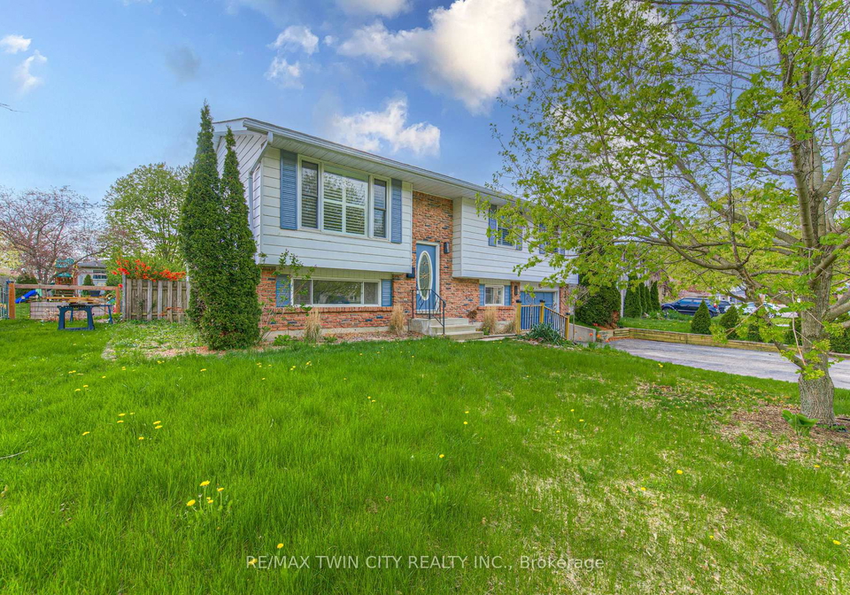 18-gilston-parkway-brant-ontario-x13086332