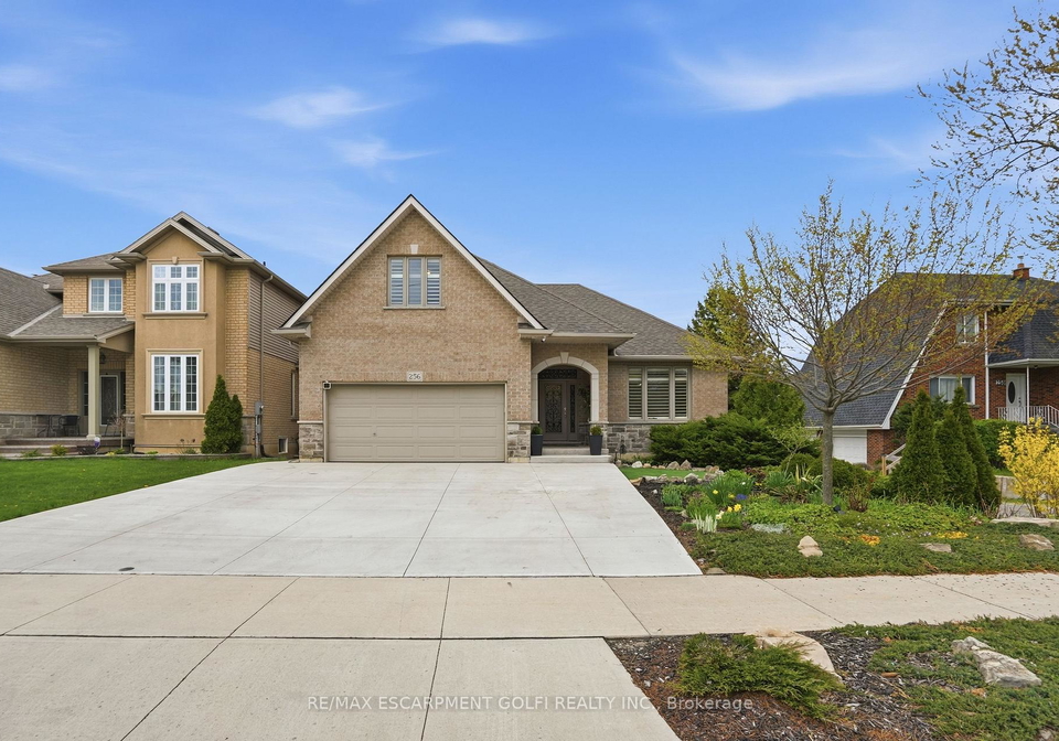 256-highland-road-w-hamilton-ontario-x13086402