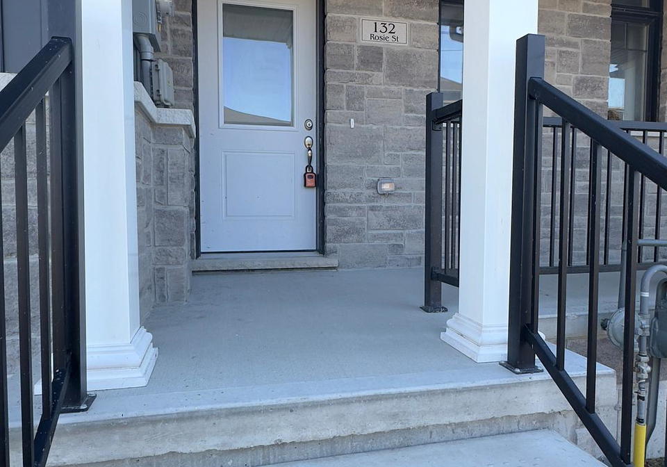 132-rosie-street-blue-mountains-ontario-x13086462