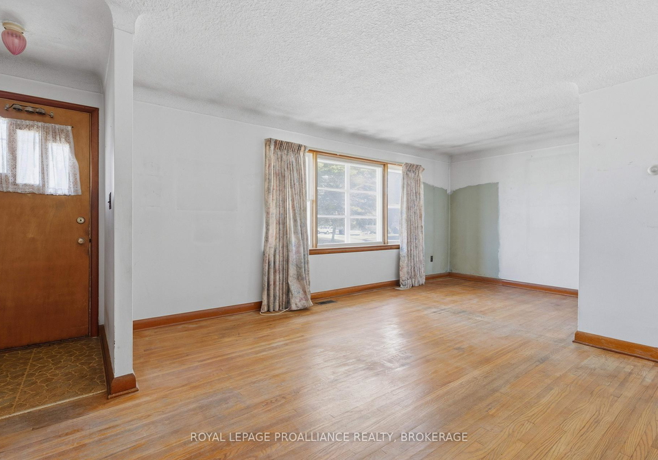 287-mcewen-drive-kingston-ontario-x13086798