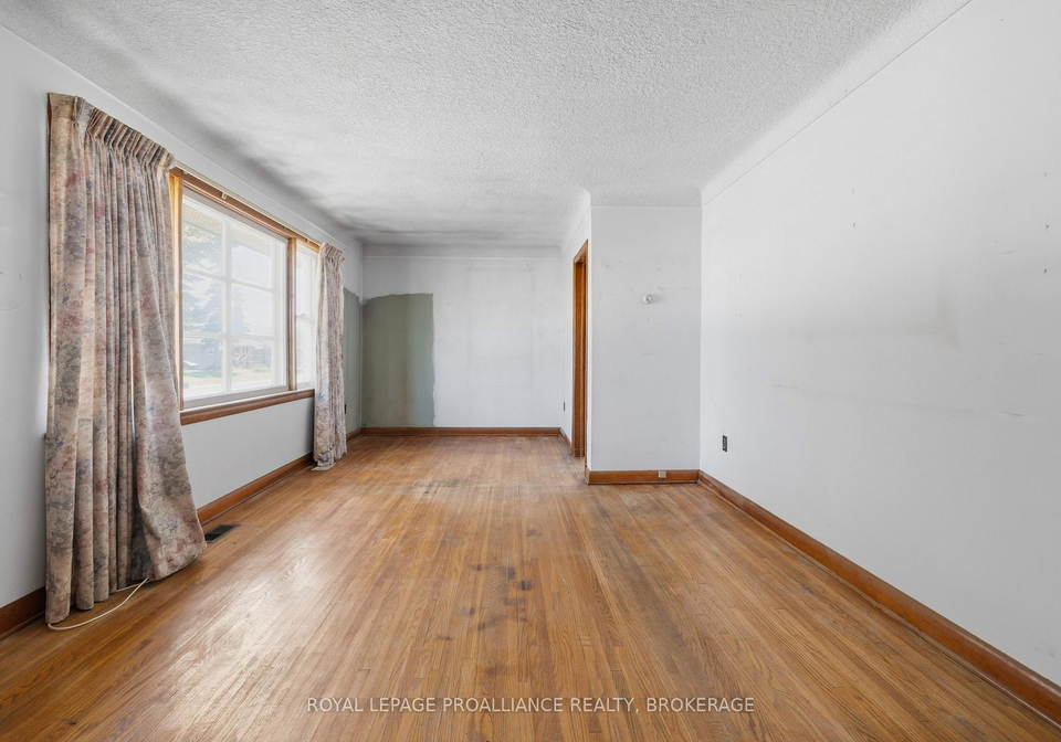 287-mcewen-drive-kingston-ontario-x13086798