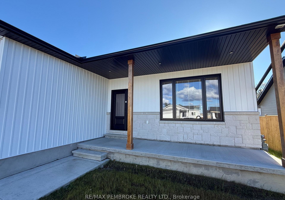 18-durant-street-petawawa-ontario-x13087004