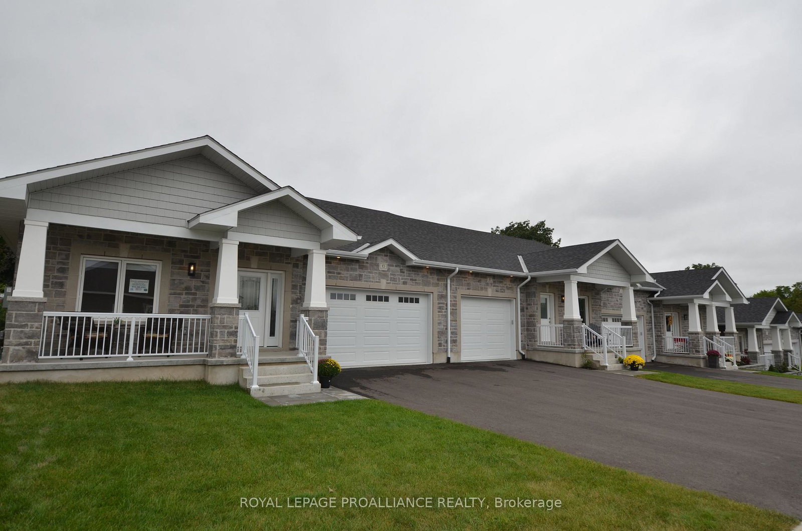 31-douglas-marshall-crescent-brockville-ontario-x13087006