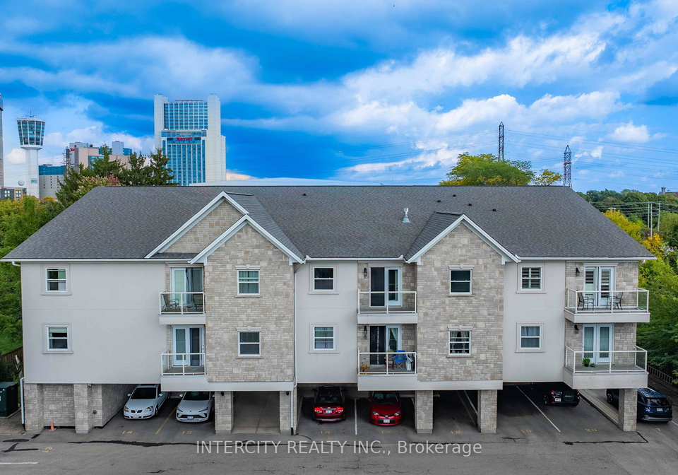 6928-ailanthus-avenue-e-niagara-falls-ontario-x13087022