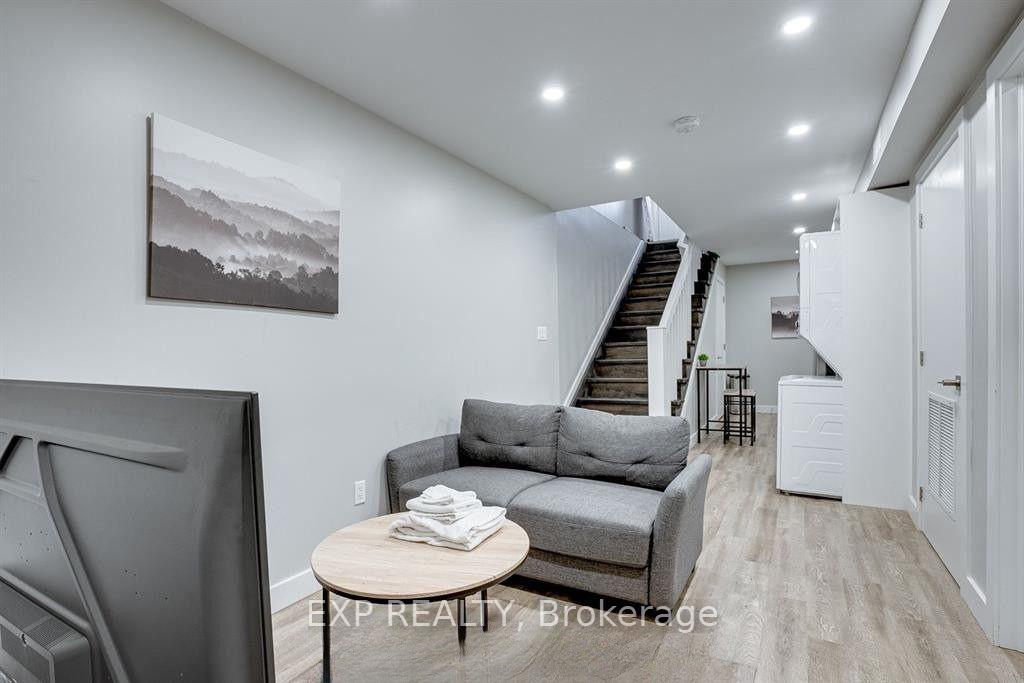 104-wellington-street-n-hamilton-ontario-x13087028