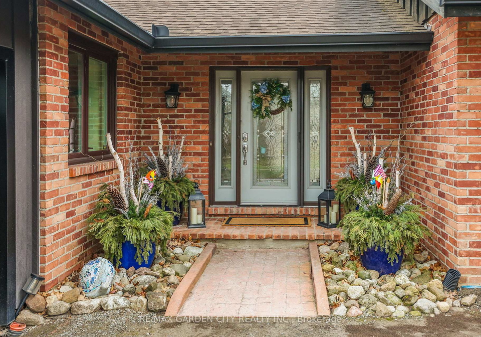 51-park-road-s-grimsby-ontario-x13087030