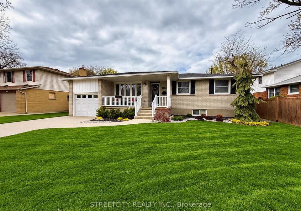 1044-cathcart-boulevard-sarnia-ontario-x13087058