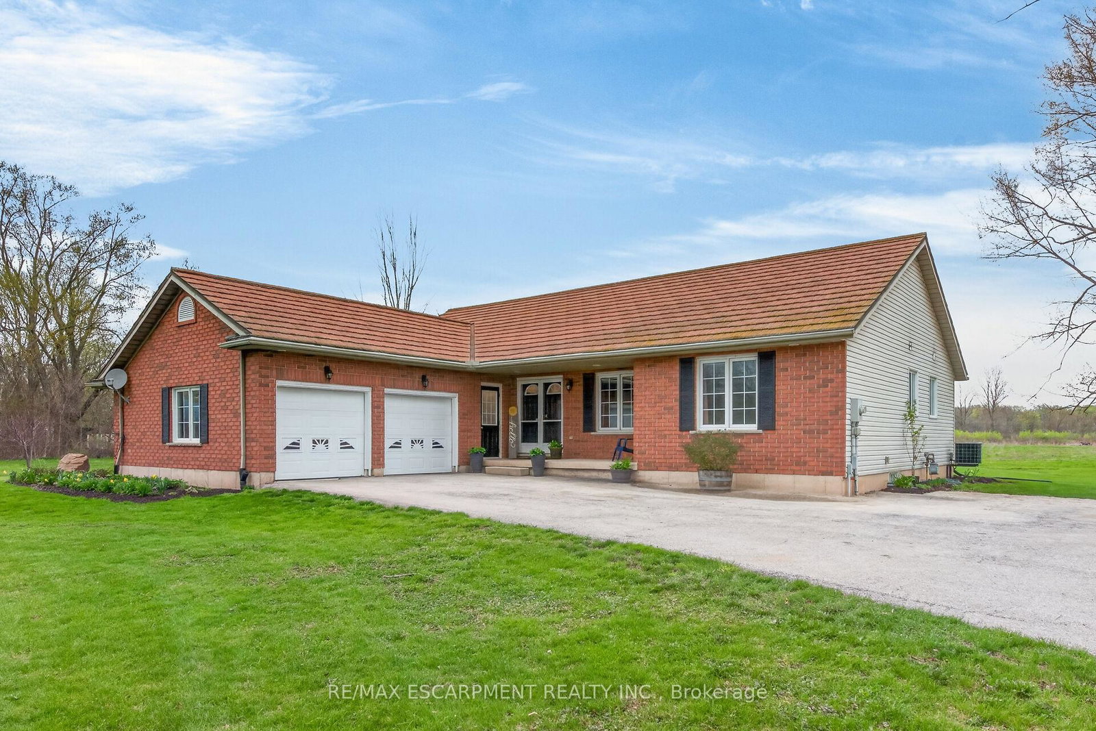 8151-hwy-3-haldimand-ontario-x13087306
