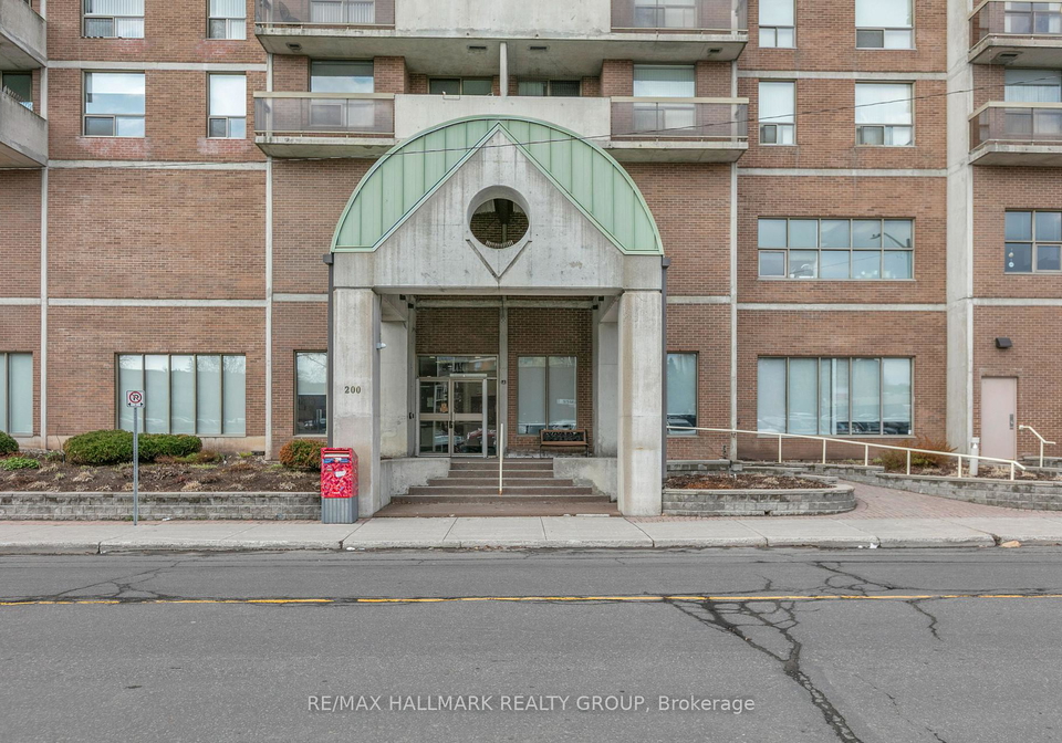 200-lafontaine-avenue-e-ottawa-ontario-x13087572