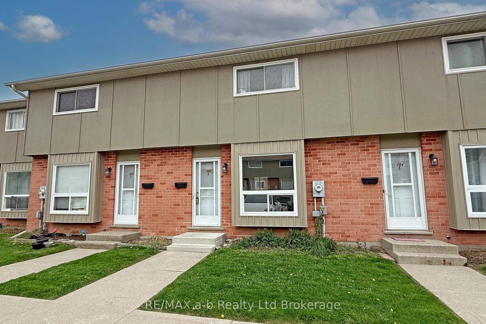 39springbank-avenue-n-woodstock-ontario-x13087622