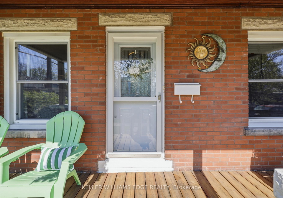 74-graham-avenue-s-hamilton-ontario-x13087628