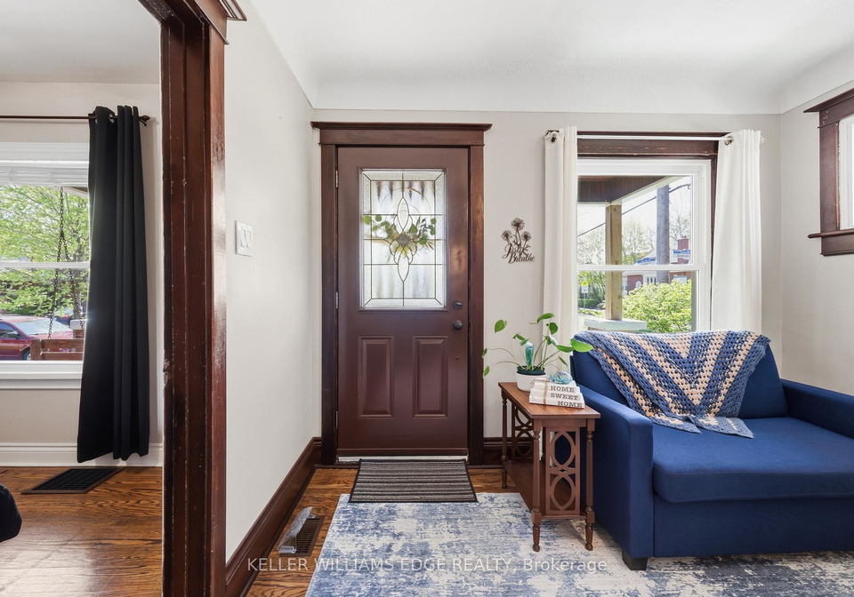 74-graham-avenue-s-hamilton-ontario-x13087628