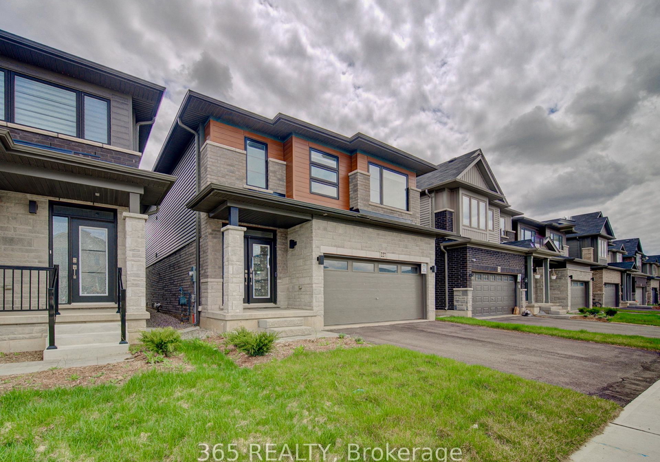 227-longboat-run-w-brantford-ontario-x13087666