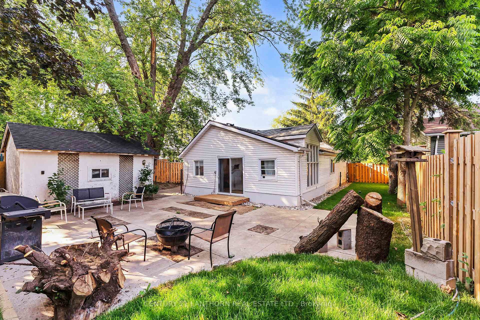 29-12-washburn-street-prince-edward-county-ontario-x13087710