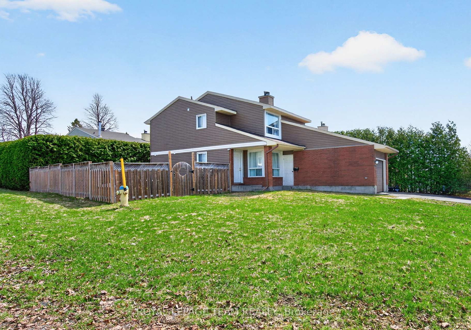 1631-saxony-crescent-ottawa-ontario-x13087766