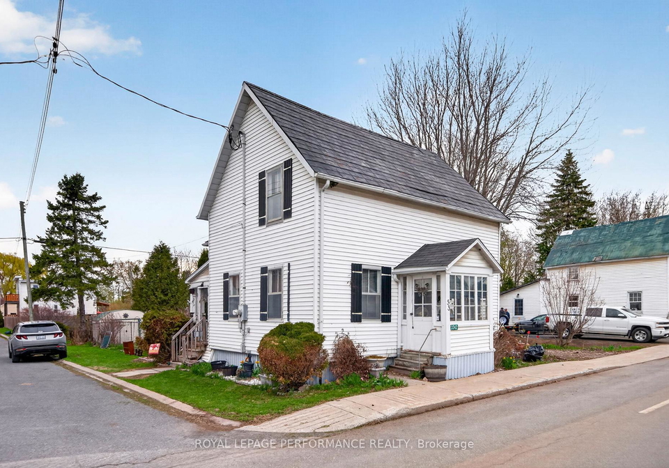 3242-avonmore-main-street-north-stormont-ontario-x13087786