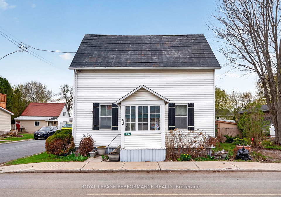 3242-avonmore-main-street-north-stormont-ontario-x13087786