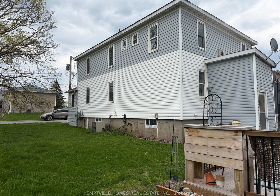 803-st-lawrence-street-prescott-ontario-x13087816