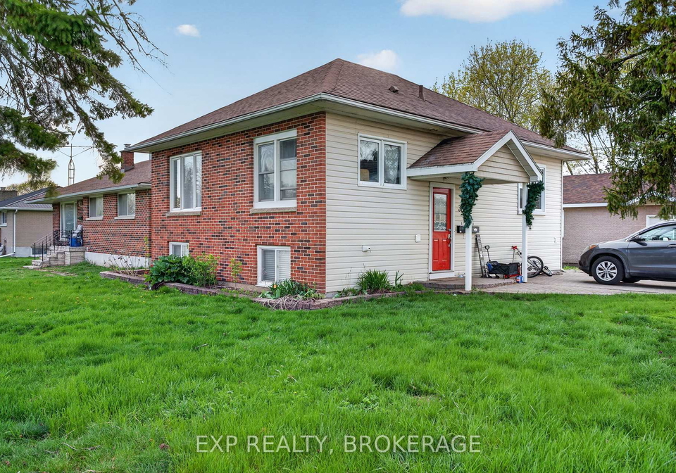 300-herbert-street-gananoque-ontario-x13088100