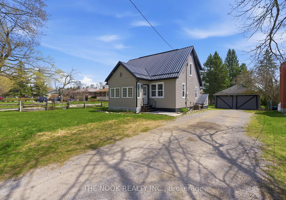 54-clifton-street-kawartha-lakes-ontario-x13088294