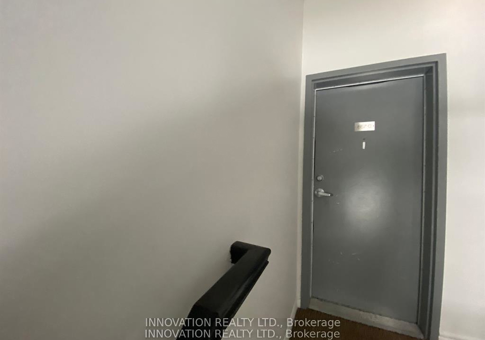857-blackcomb-private-ottawa-ontario-x13088334