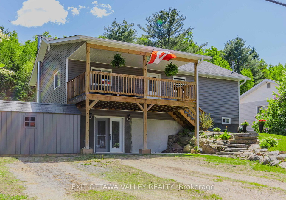 39090-combermere-road-madawaska-valley-ontario-x13088570