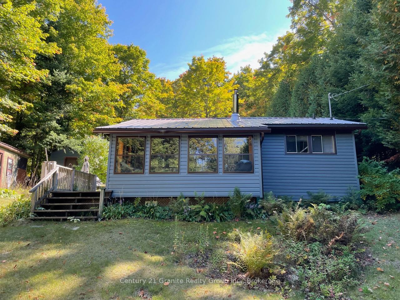 1052-kensington-road-dysart-et-al-ontario-x13088616