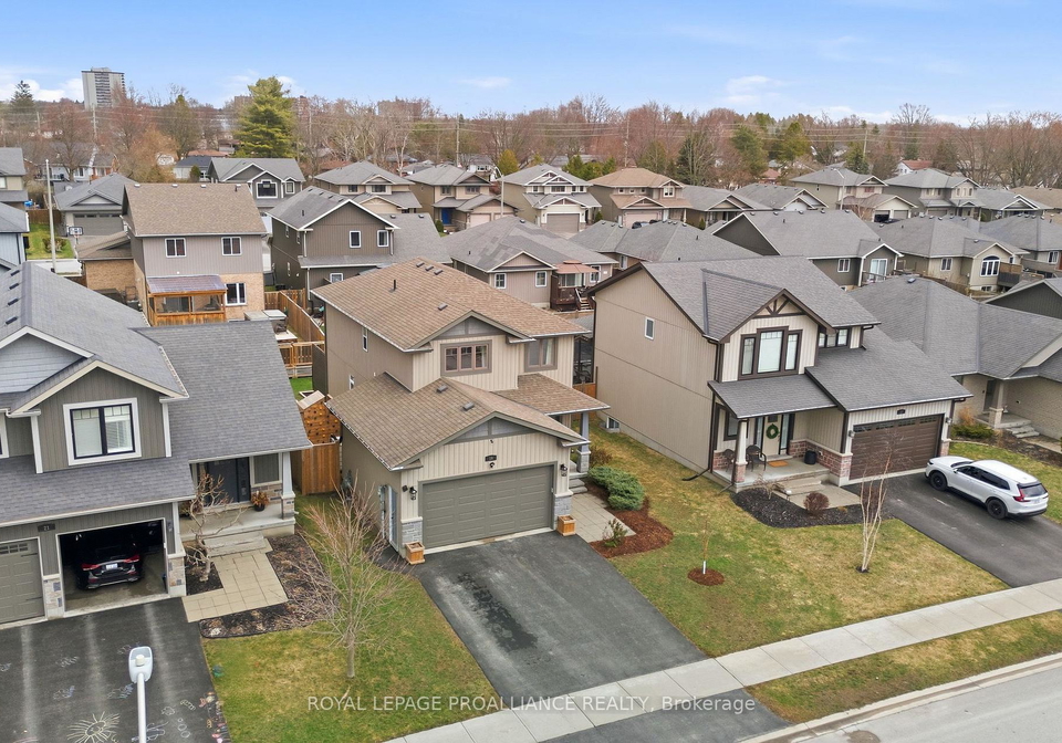 19-granite-drive-belleville-ontario-x13088672