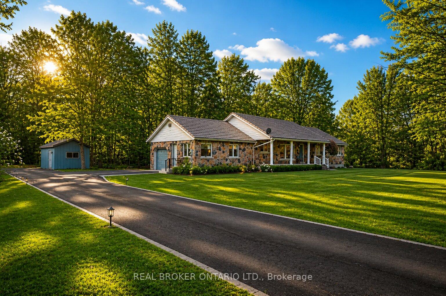 2340-concession-4-road-w-hamilton-ontario-x13089014