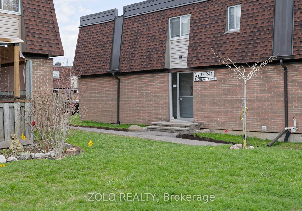 241-ridgepark-private-ottawa-ontario-x13089034