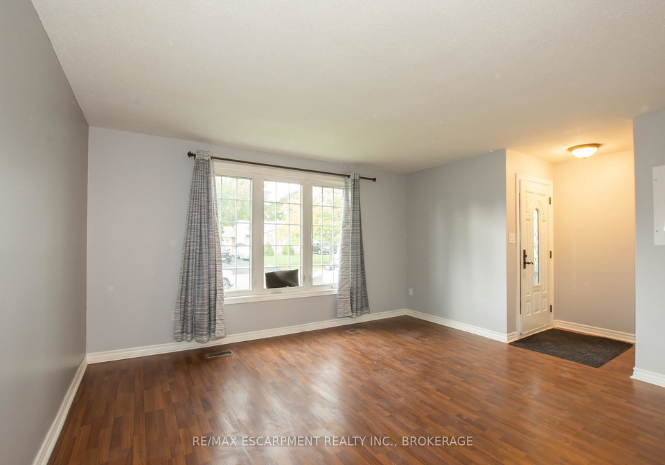 81-marc-boulevard-welland-ontario-x13089086
