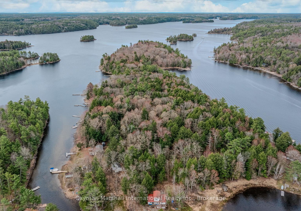 35-b723-island-the-archipelago-ontario-x13089102