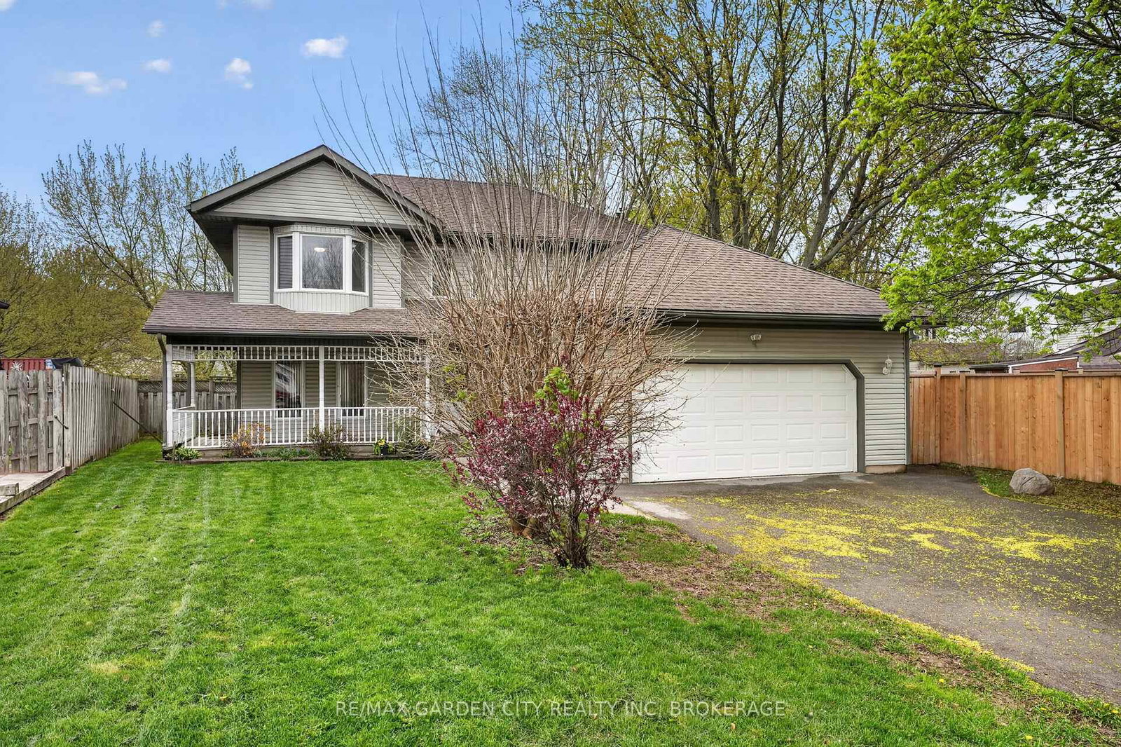 8-christina-court-welland-ontario-x13089108