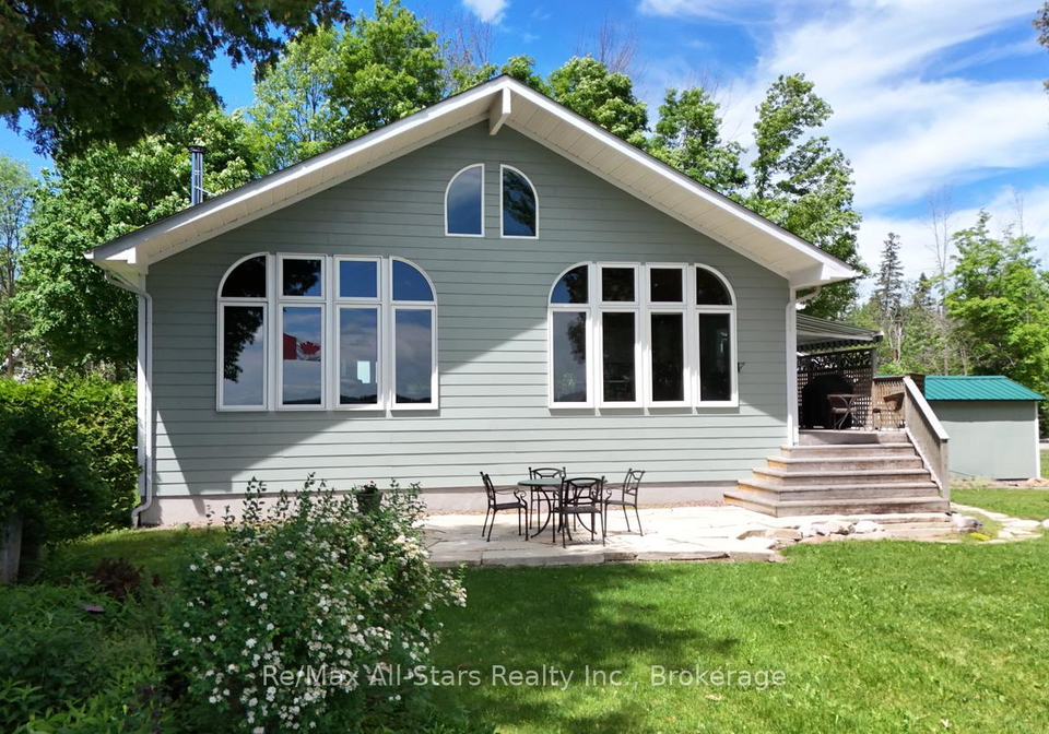 58-fire-route-98-trent-lakes-ontario-x13089120