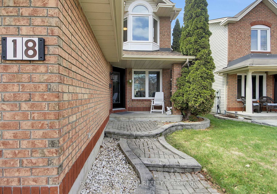 18-longshire-circle-ottawa-ontario-x13089144