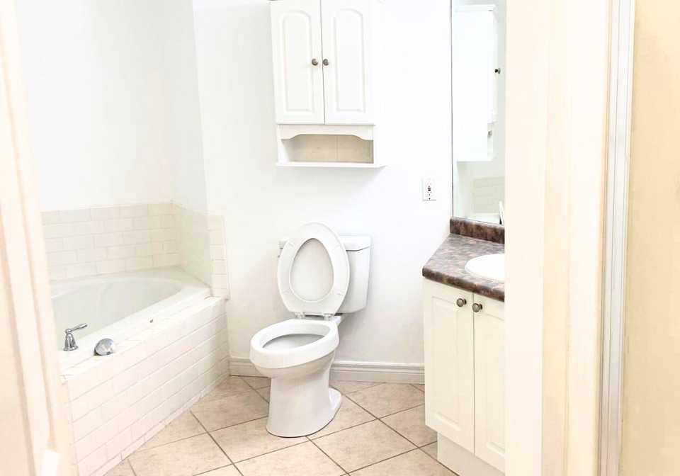 962-queensborough-court-london-north-ontario-x13089236
