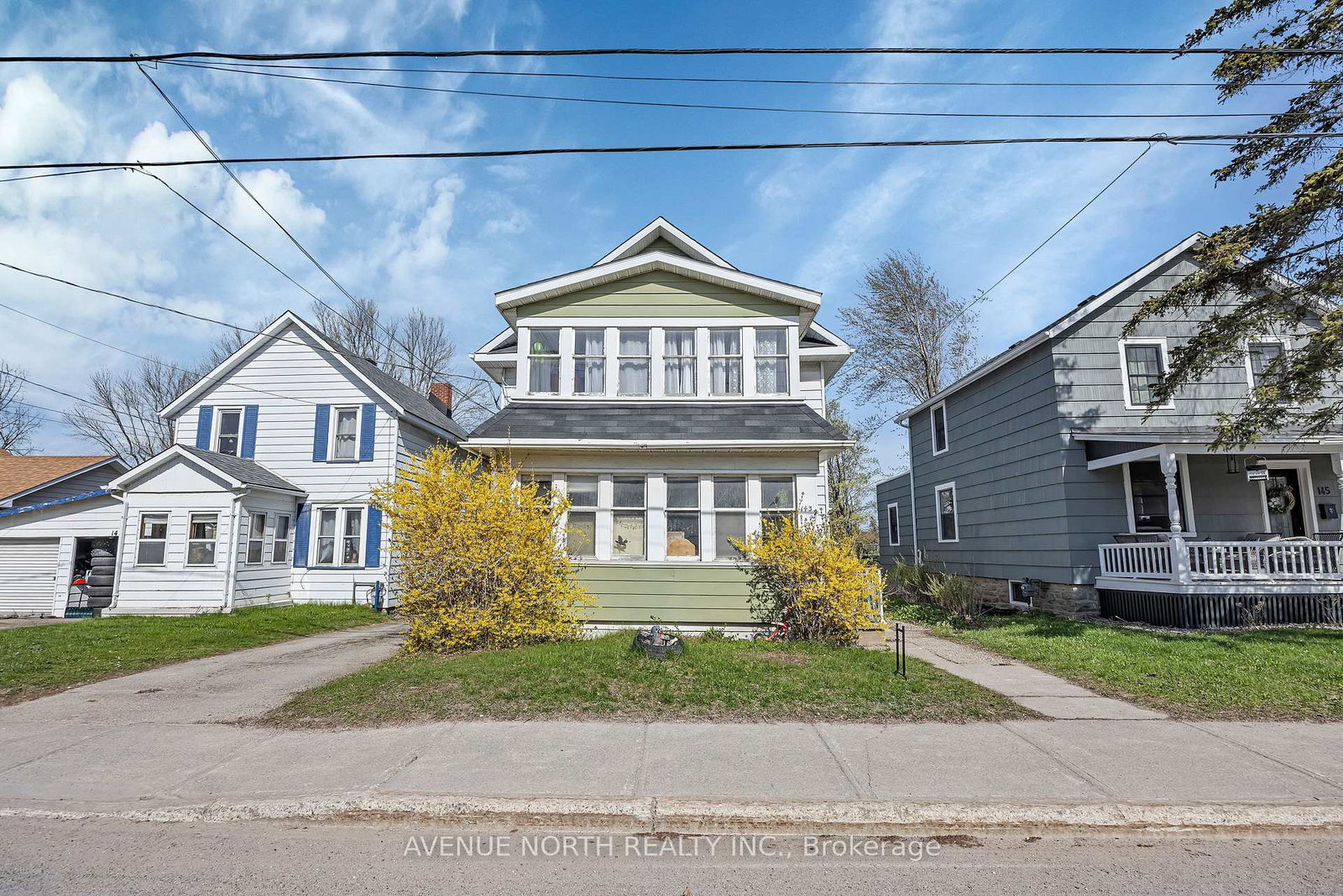 143-brockville-street-smiths-falls-ontario-x13089290