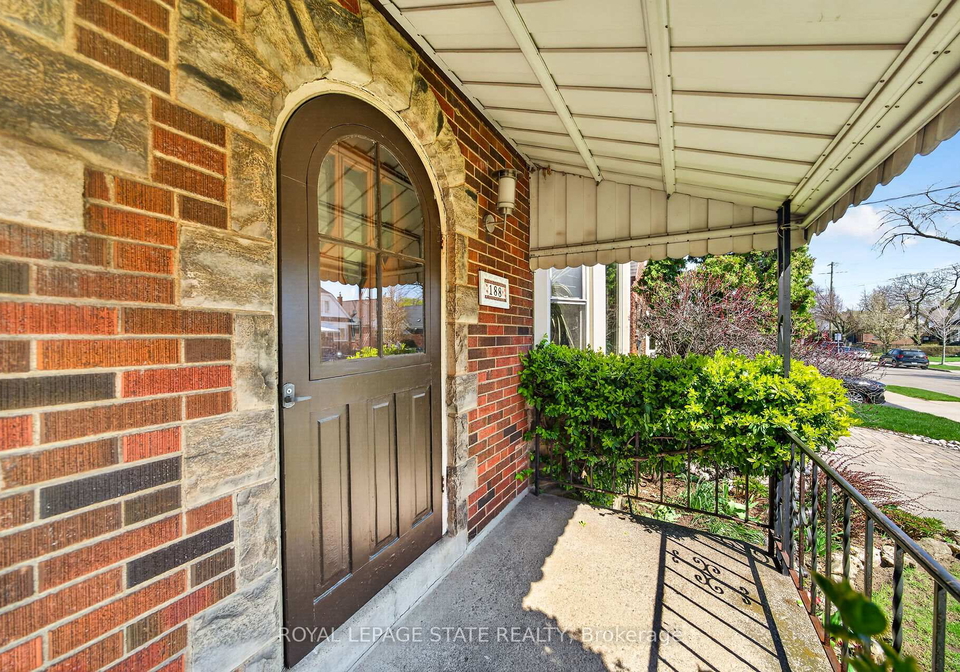 188-wexford-avenue-s-hamilton-ontario-x13089296
