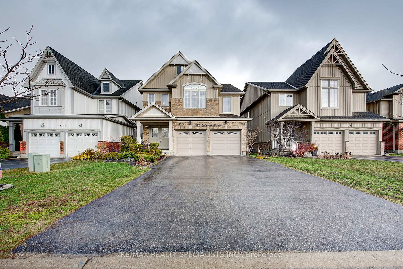 1682-cedarcreek-crescent-london-north-ontario-x13089464